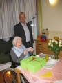 Frau Ehweiner Maria feiert ihren 98. Geburtstag.