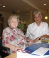 Frau Glatz Margarethe feiert ihren 88. Geburtstag.