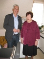 Frau Waldmann Theresia feiert ihren 87. Geburtstag.
